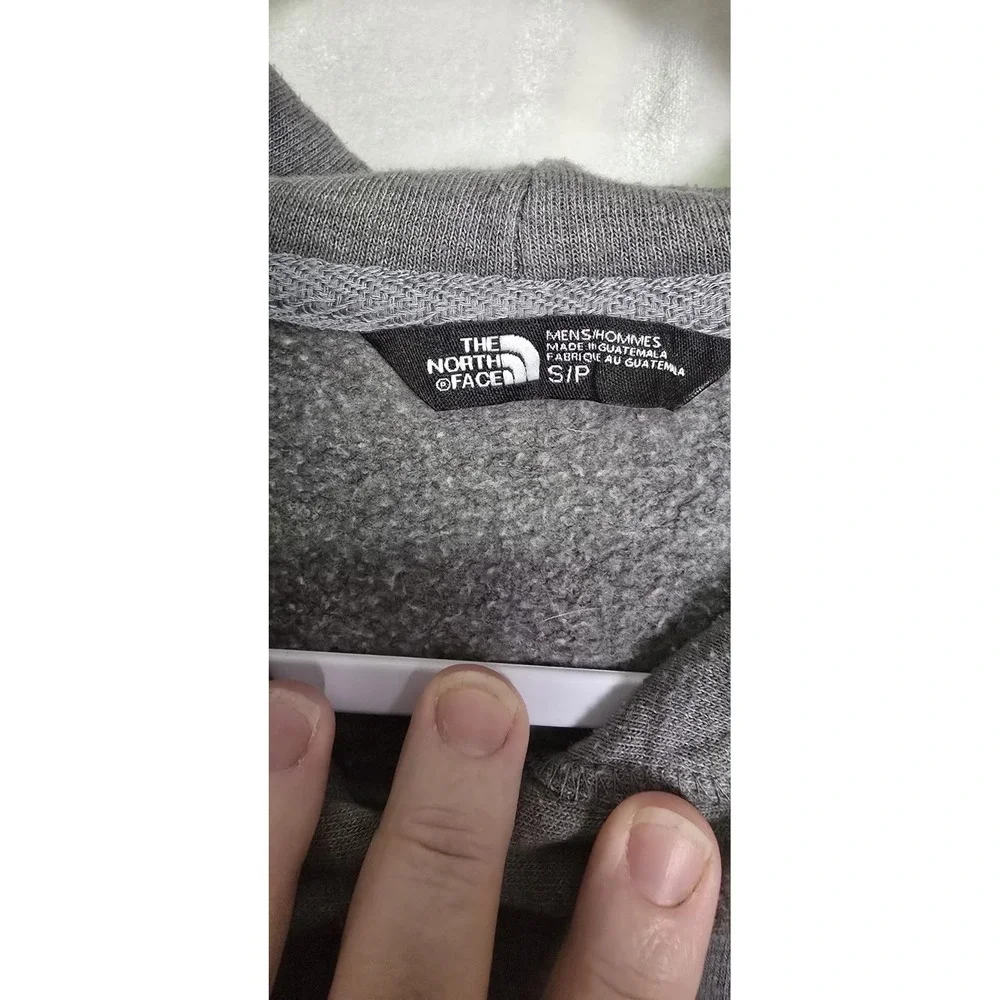 The North Face Sweater  SMALL PETITE Gray Pullover‎ Hoodie Sweatshirt Pocket - Picture 2 of 7